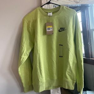 New Nike Crewneck, Size Small